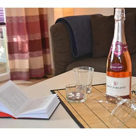 Ostseepark No 18 - Pia Klein Gelm